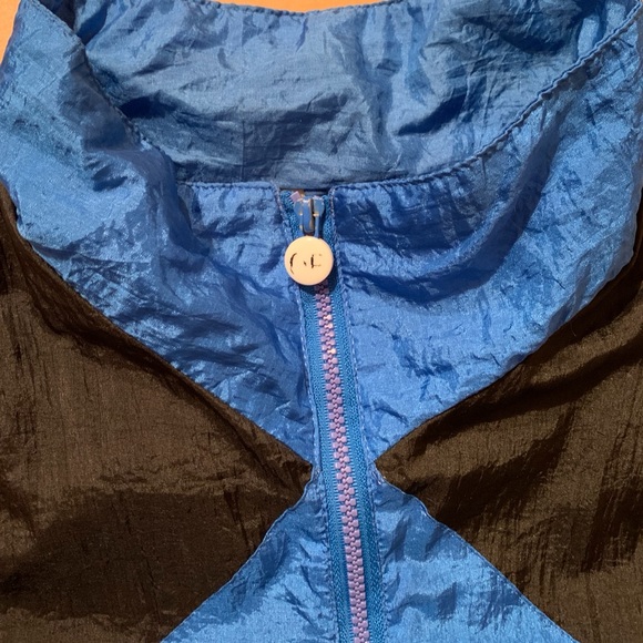 Vintage Windbreaker - Picture 5 of 7